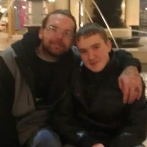 Meet your Posher, Raymond